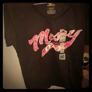 Womens mossy oak tee